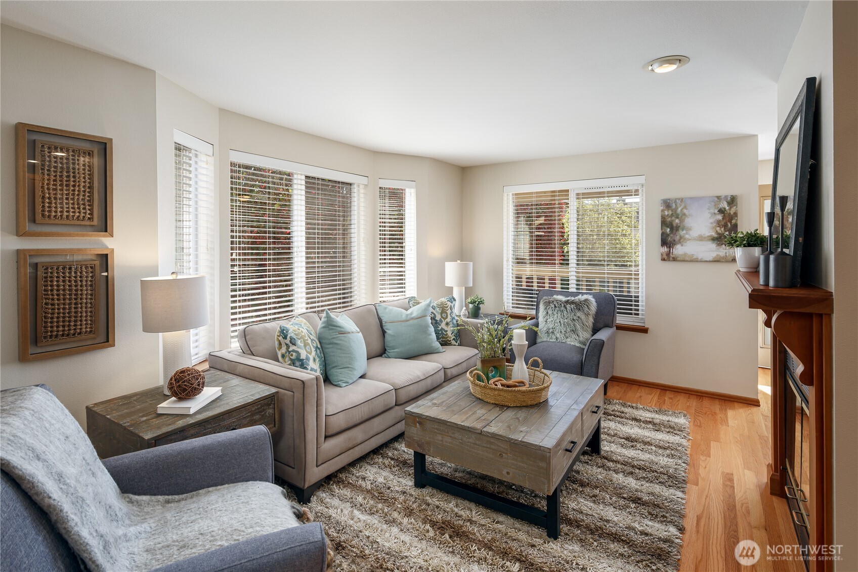 610 Glen Street #3, Edmonds, WA 98020