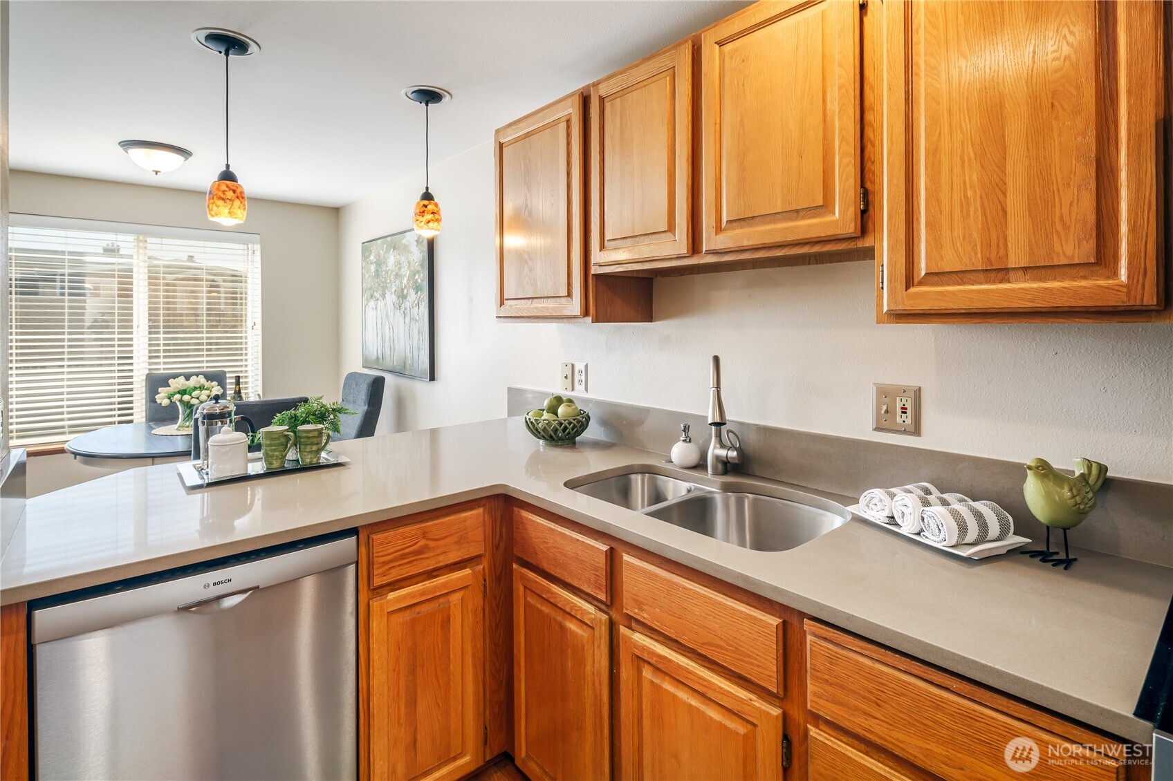 610 Glen Street #3, Edmonds, WA 98020