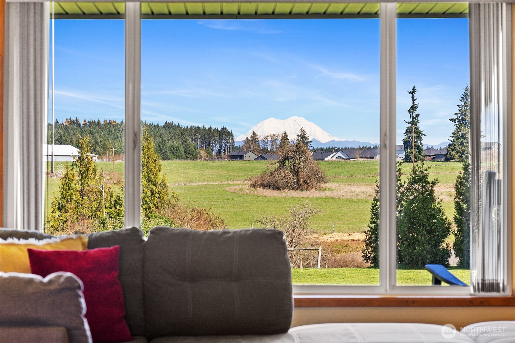 217 Bay Road , Winlock, WA 98596