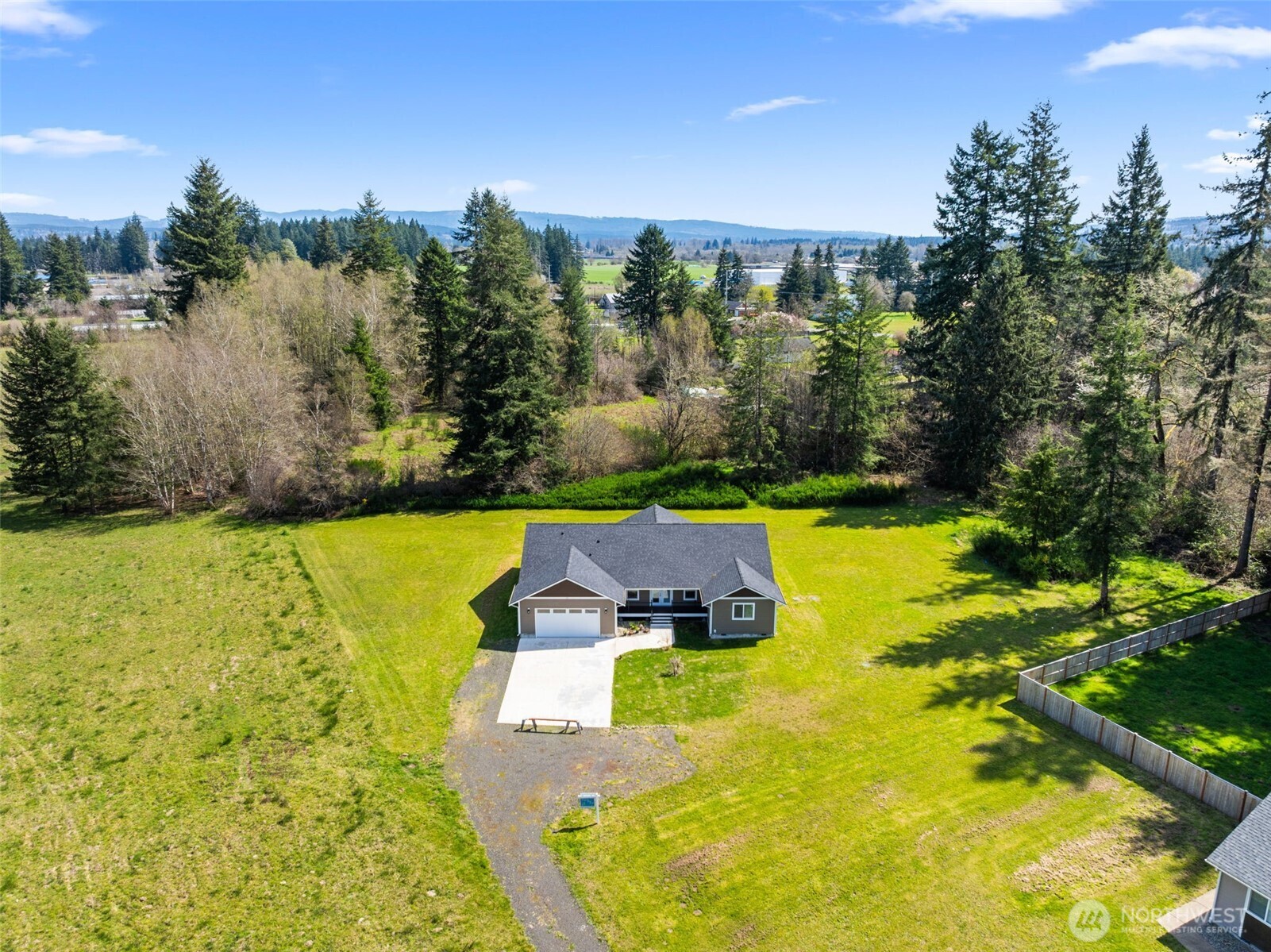 24 Hurd Road , Elma, WA 98541