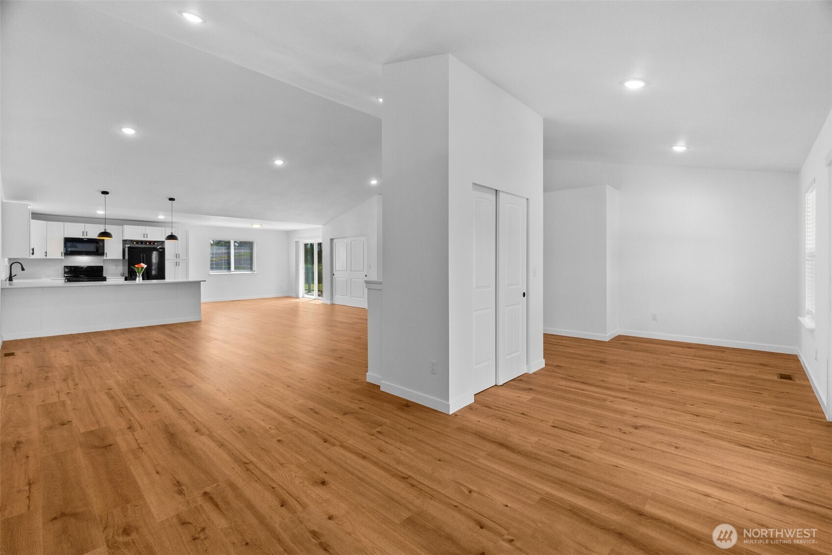 24 Hurd Road , Elma, WA 98541