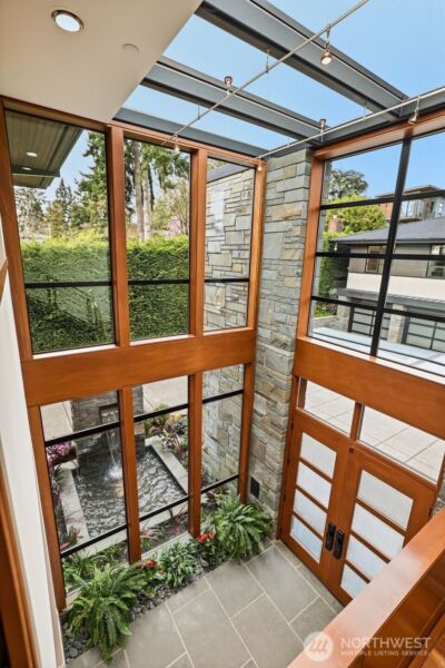 9632 Lake Washington Blvd NE, Bellevue, WA 98004 - Photo 18