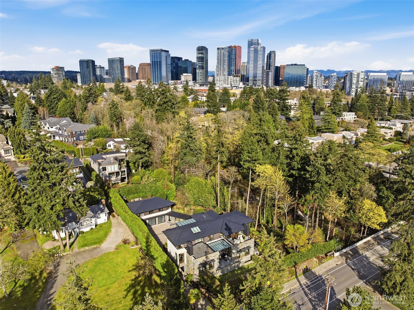 9632 Lake Washington Blvd NE, Bellevue, WA 98004