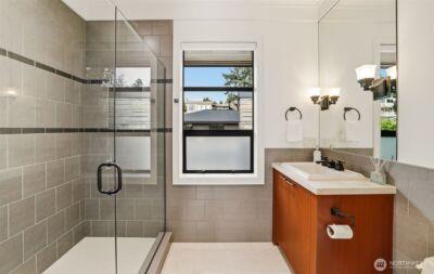 9632 Lake Washington Blvd NE, Bellevue, WA 98004 - Photo 25