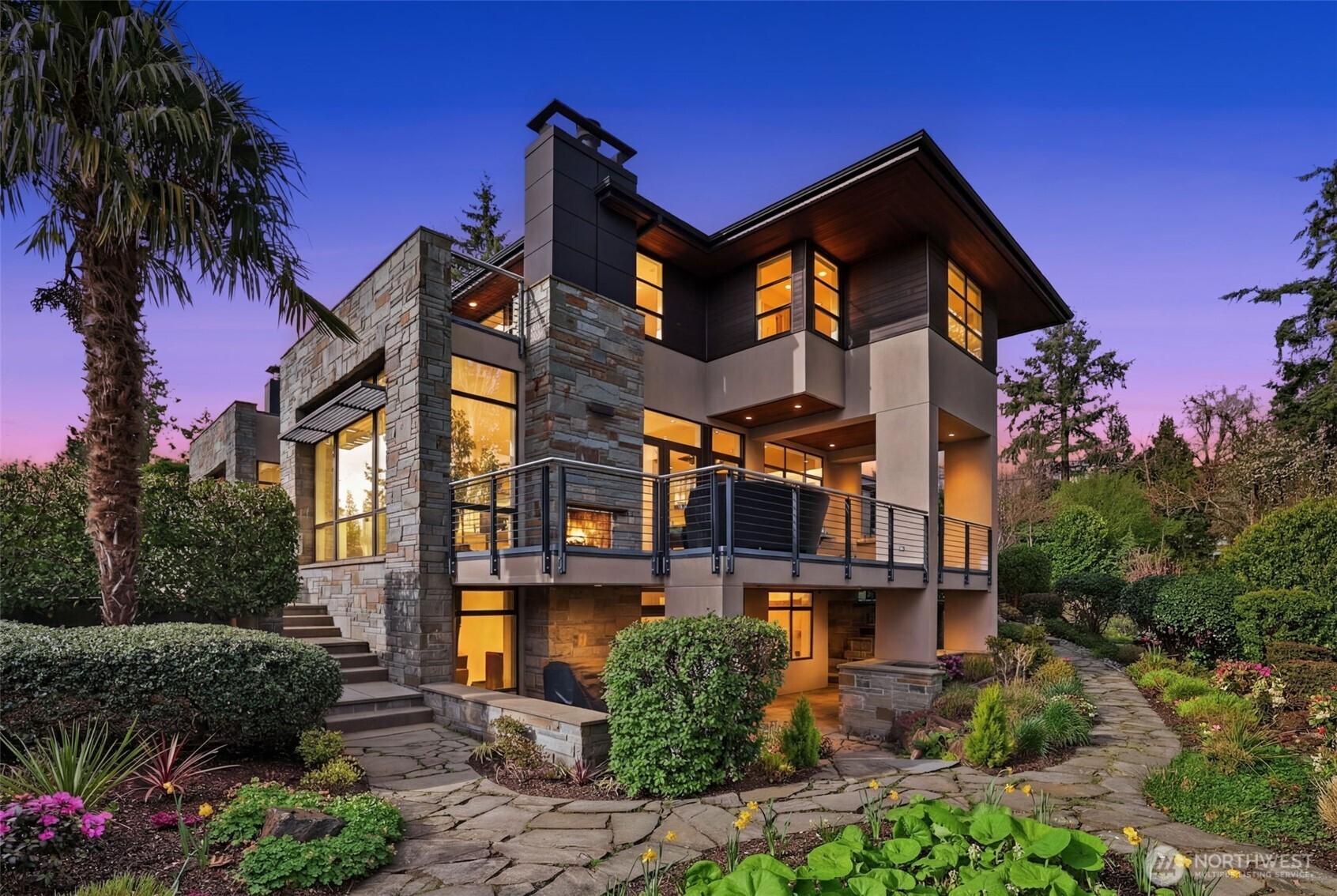 9632 Lake Washington Blvd NE, Bellevue, WA 98004