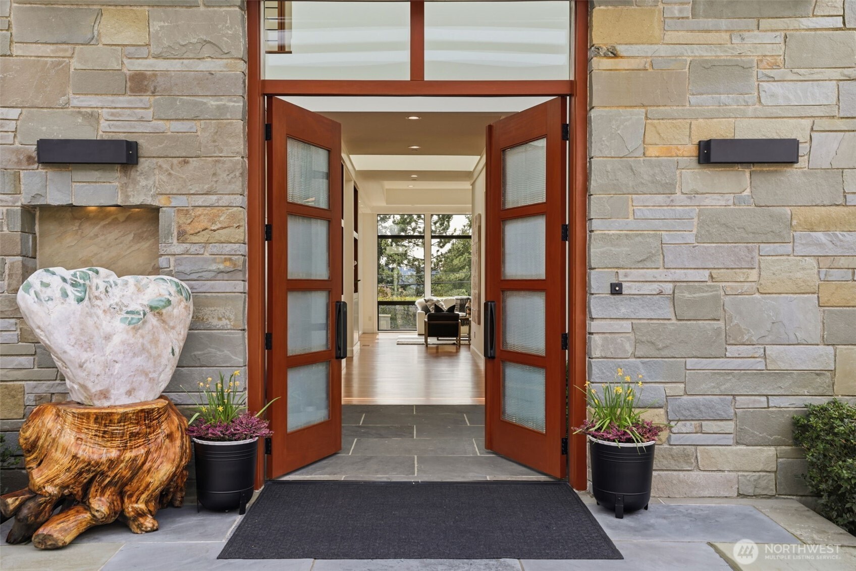 9632 Lake Washington Blvd NE, Bellevue, WA 98004