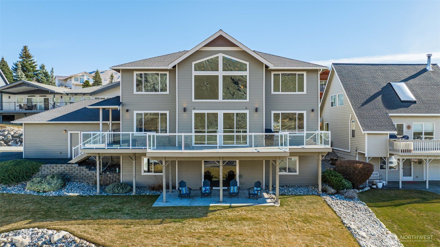 540 Lake Front Drive , Orondo, WA 98843