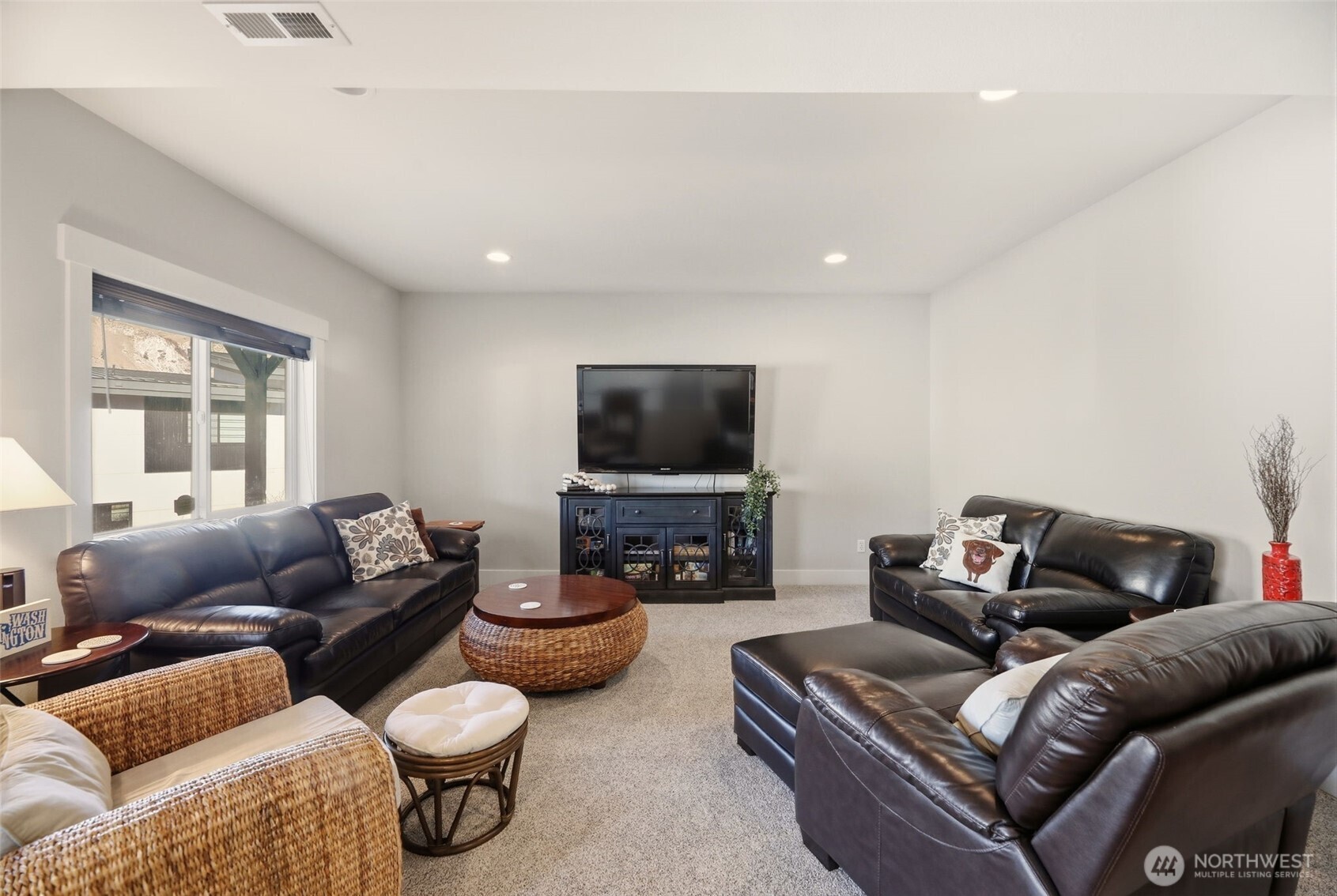 540 Lake Front Drive , Orondo, WA 98843