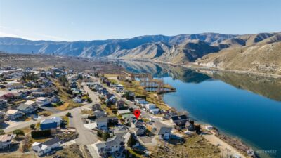 540 Lake Front Drive , Orondo, WA 98843 - Photo 3