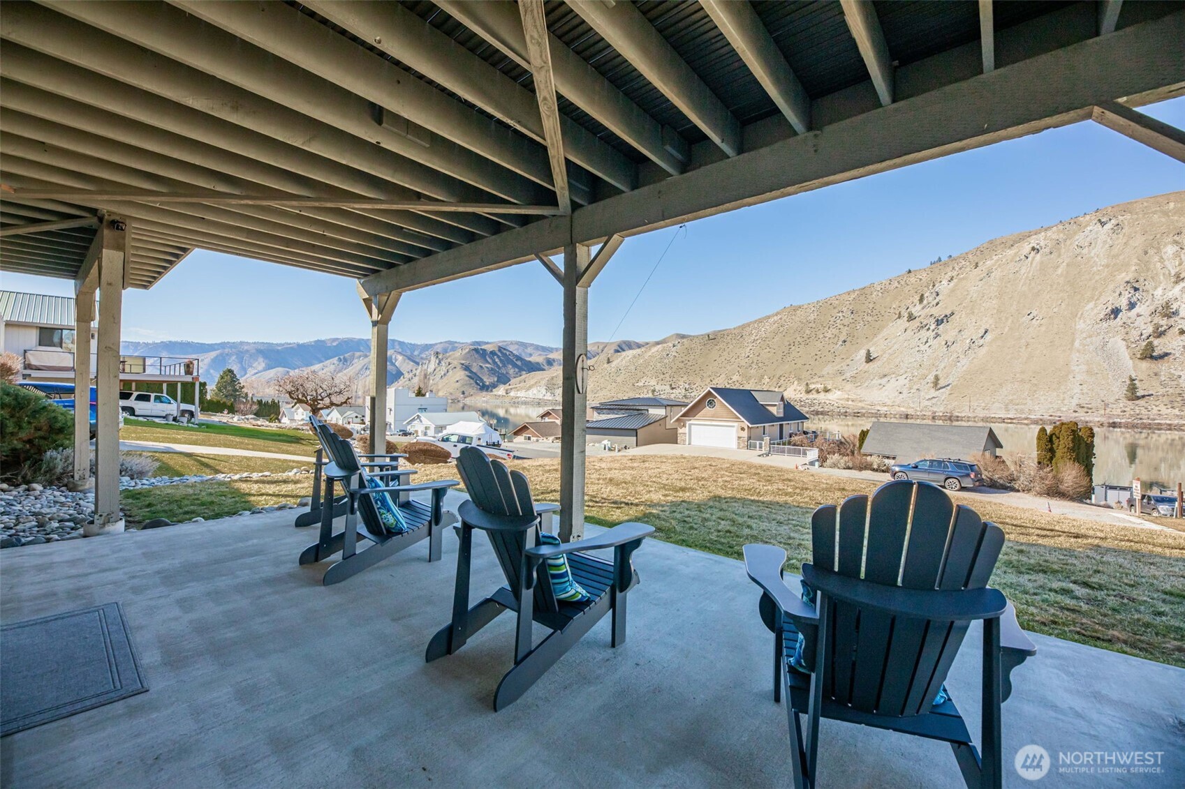 540 Lake Front Drive , Orondo, WA 98843