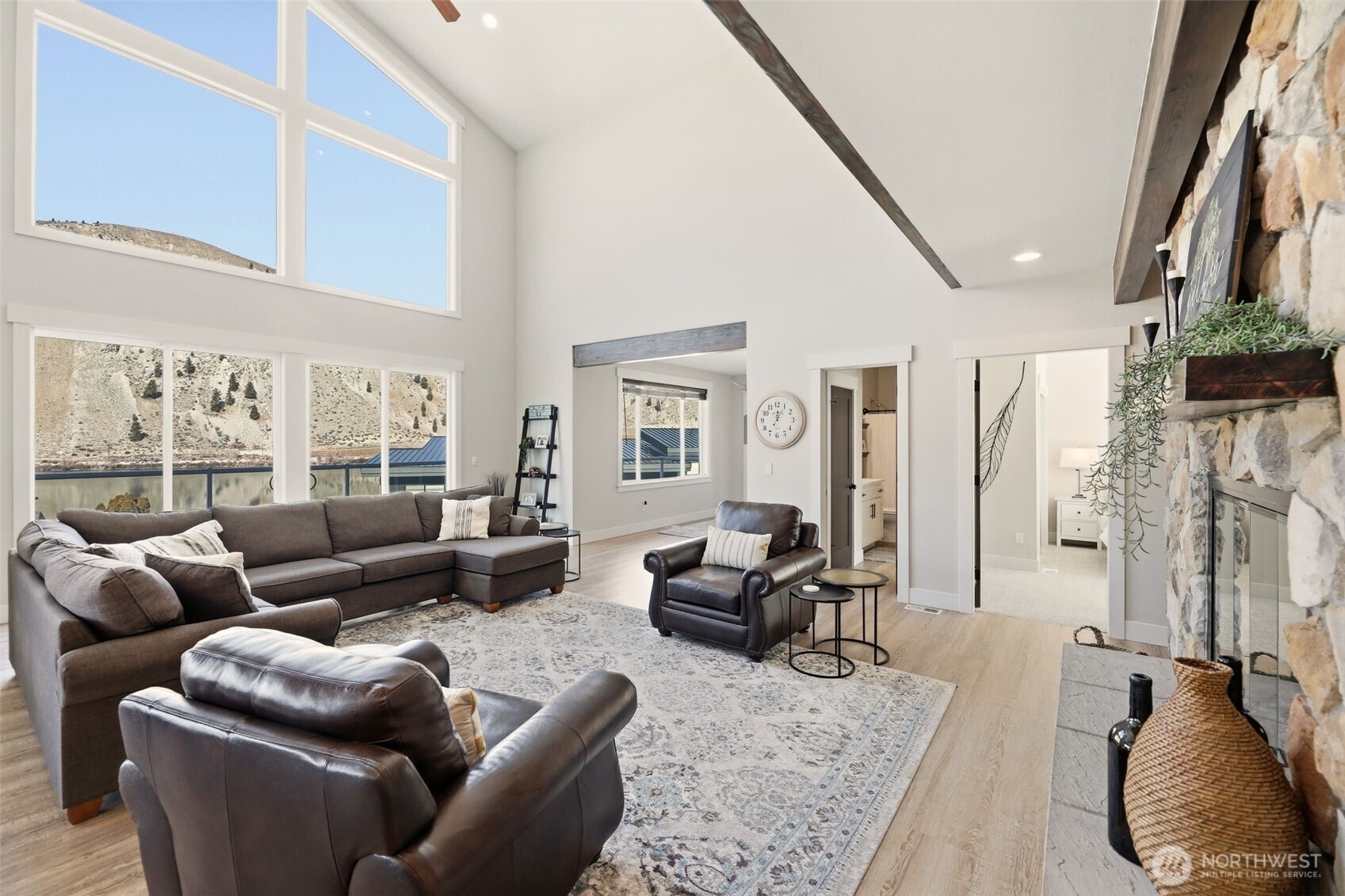 540 Lake Front Drive , Orondo, WA 98843