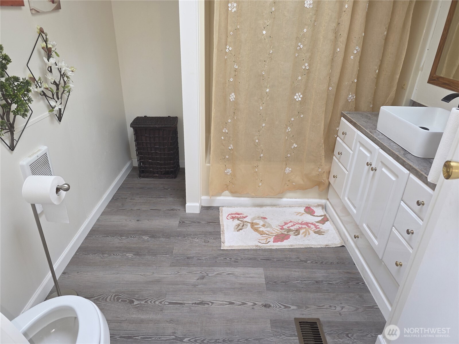 7514 18th Avenue Ct E #12, Tacoma, WA 98404