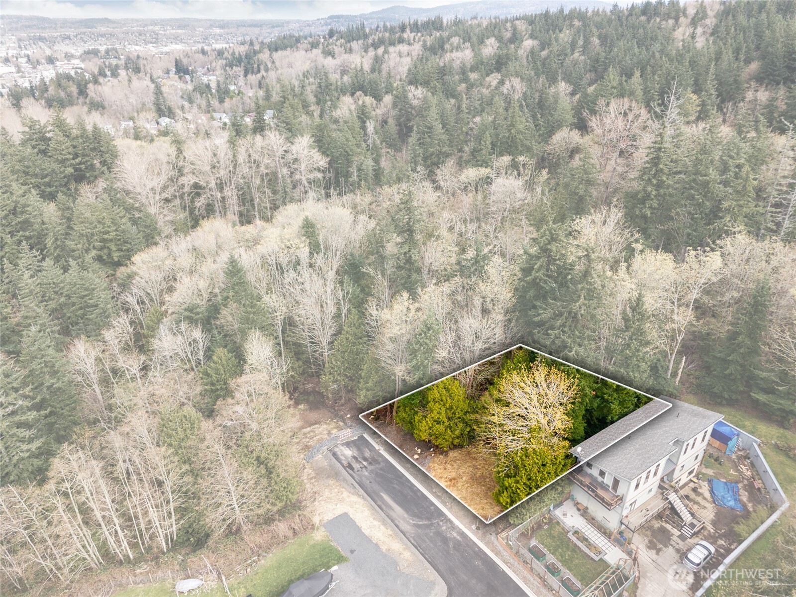 813 41st , Bellingham, WA 98229