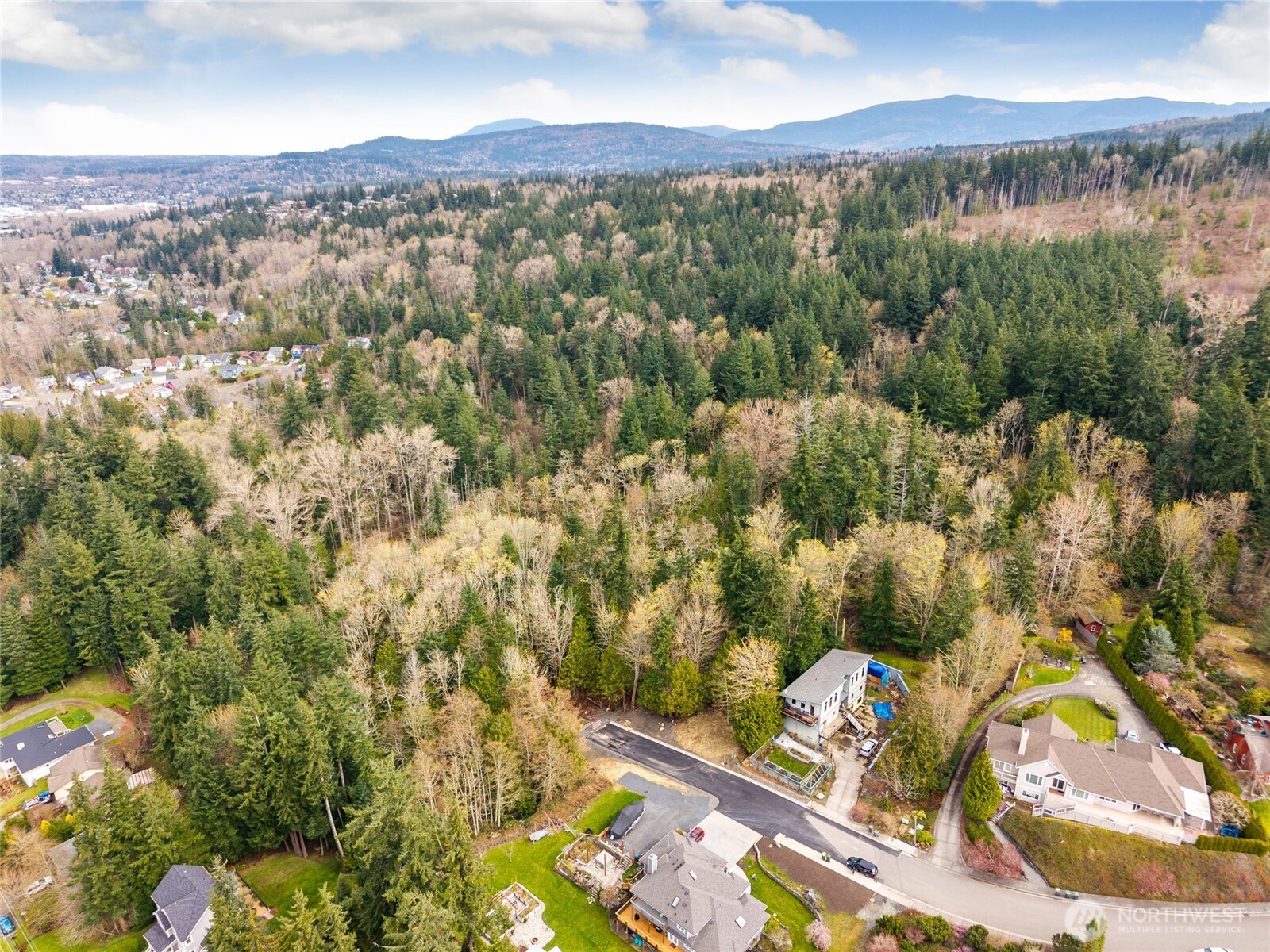 813 41st , Bellingham, WA 98229