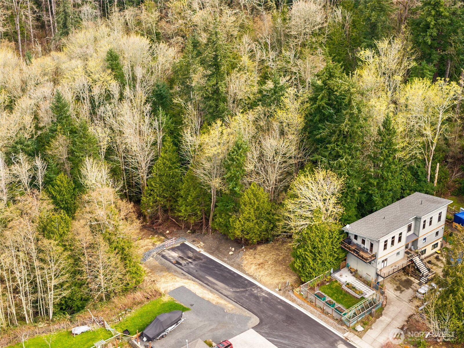 813 41st , Bellingham, WA 98229