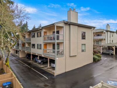 330 Grow Avenue NW #C3, Bainbridge Island, WA 98110