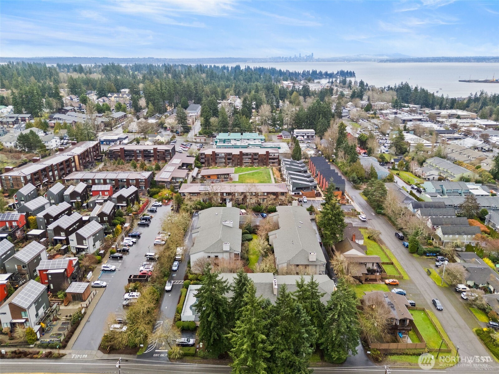 330 Grow Avenue NW #C3, Bainbridge Island, WA 98110