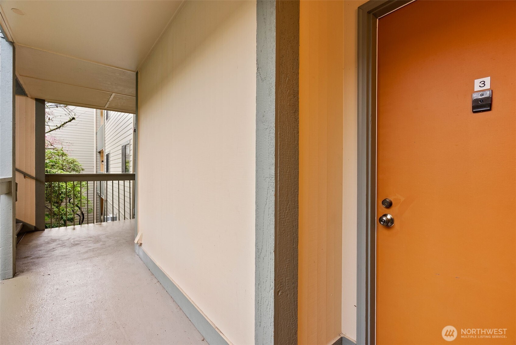 330 Grow Avenue NW #C3, Bainbridge Island, WA 98110
