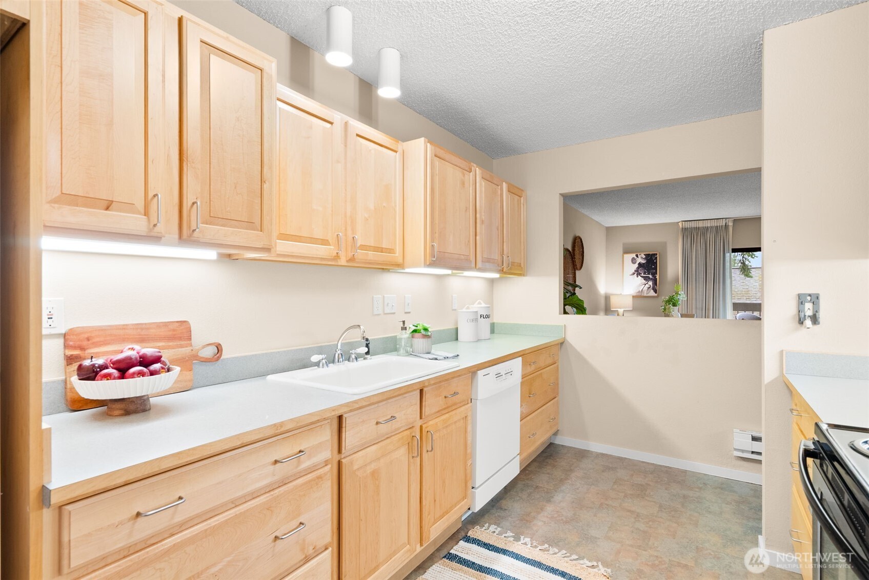 330 Grow Avenue NW #C3, Bainbridge Island, WA 98110