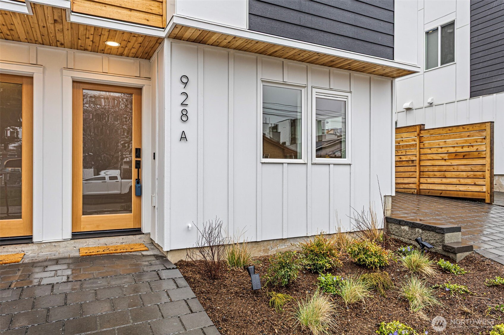 928 NW 57th Street #A, Seattle, WA 98107