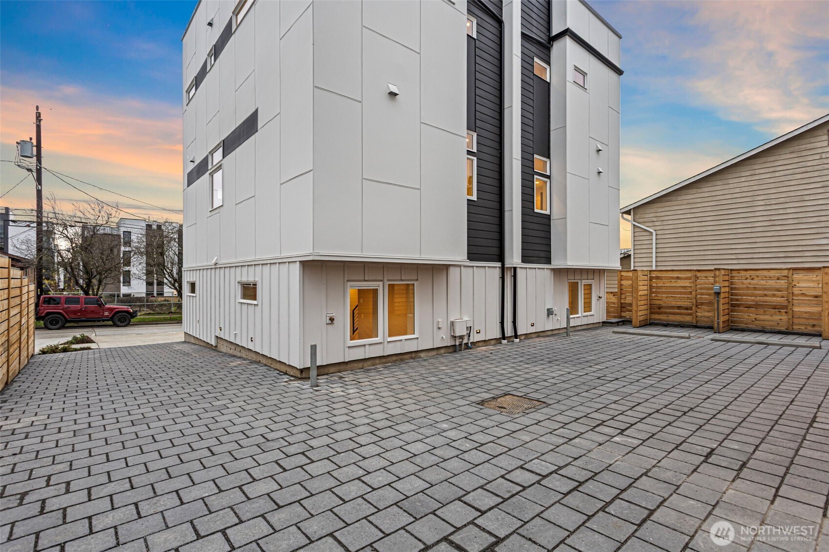 928 NW 57th Street #A, Seattle, WA 98107