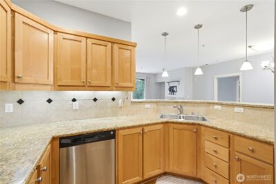 19102 20th Drive SE #B102, Bothell, WA 98012 - Photo 8