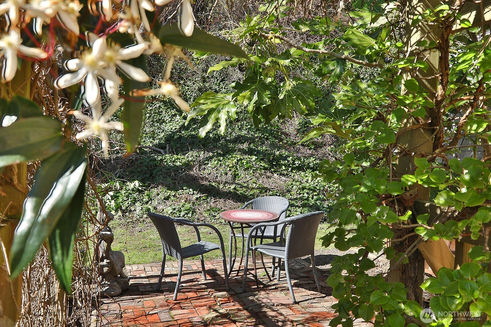 3837 Driftwood Drive , Clinton, WA 98236