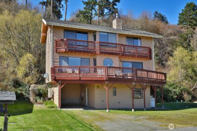 3837 Driftwood Drive , Clinton, WA 98236 - Photo 9