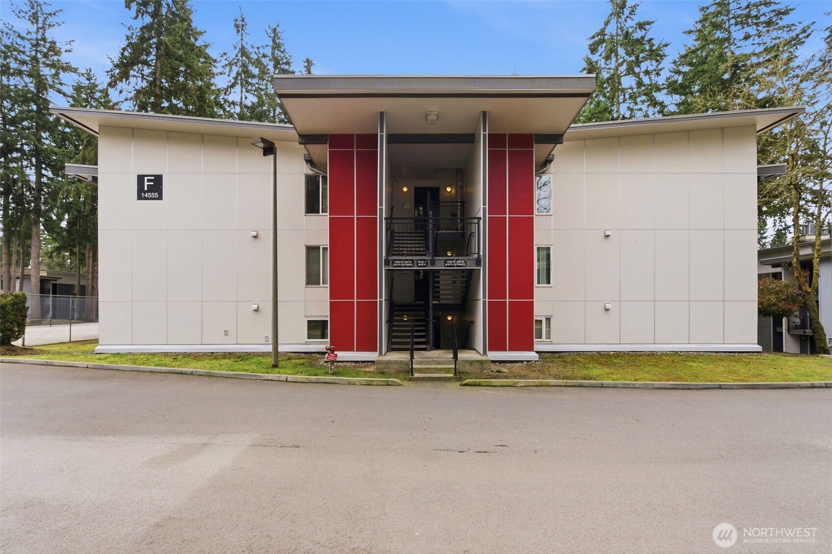 14555 NE 32nd Street #F101, Bellevue, WA 98007-3621