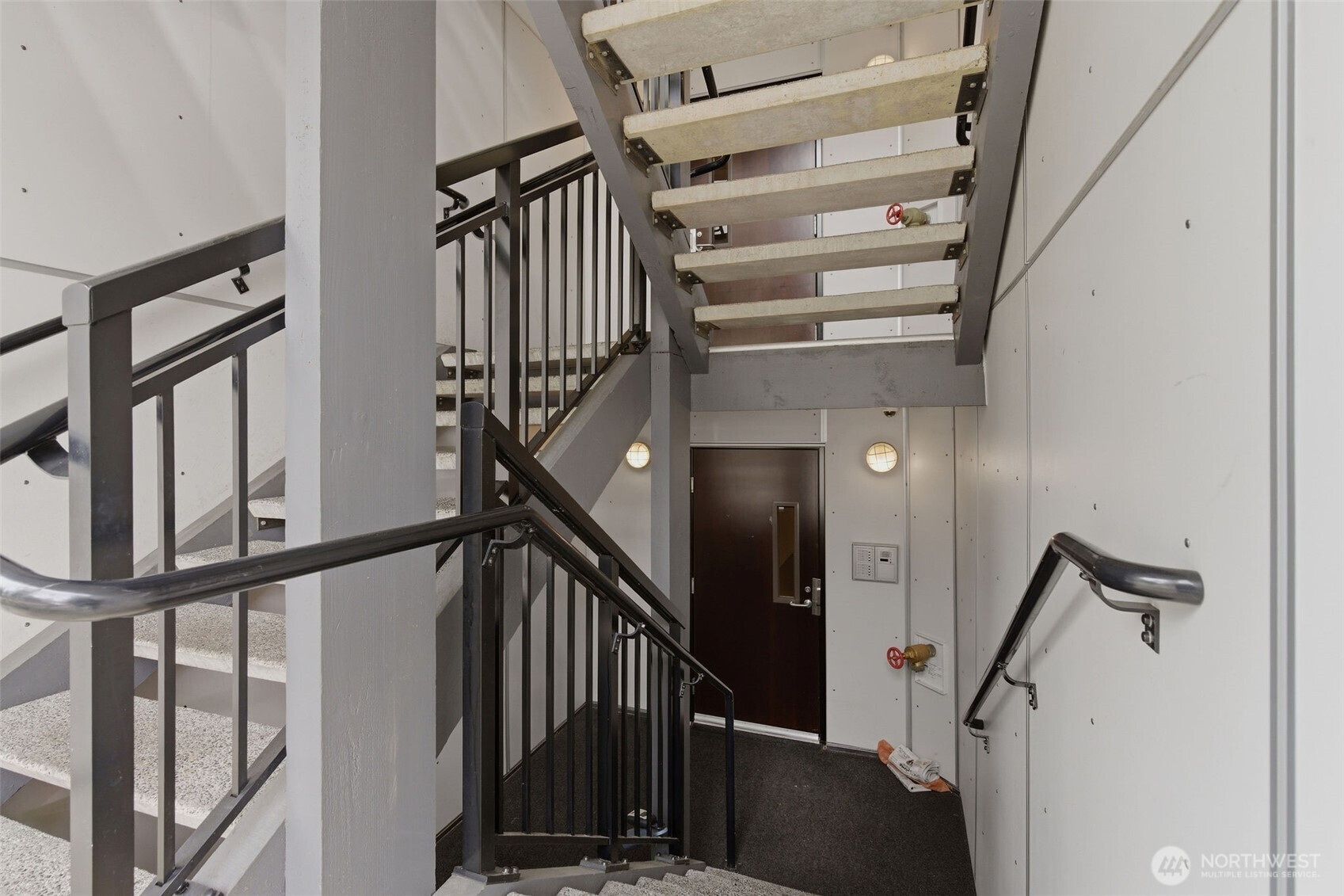 14555 NE 32nd Street #F101, Bellevue, WA 98007-3621