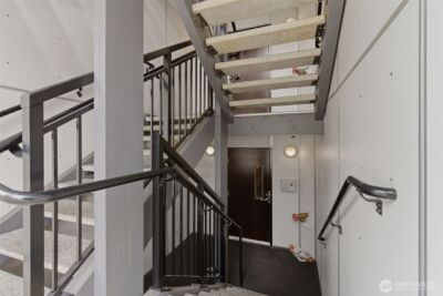 14555 NE 32nd Street #F101, Bellevue, WA 98007-3621 - Photo 35