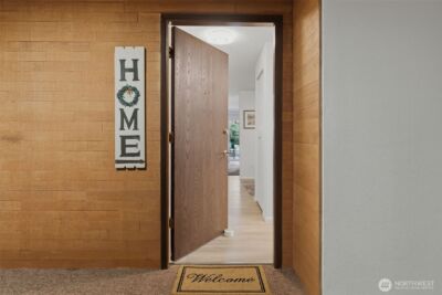 14555 NE 32nd Street #F101, Bellevue, WA 98007-3621 - Photo 4