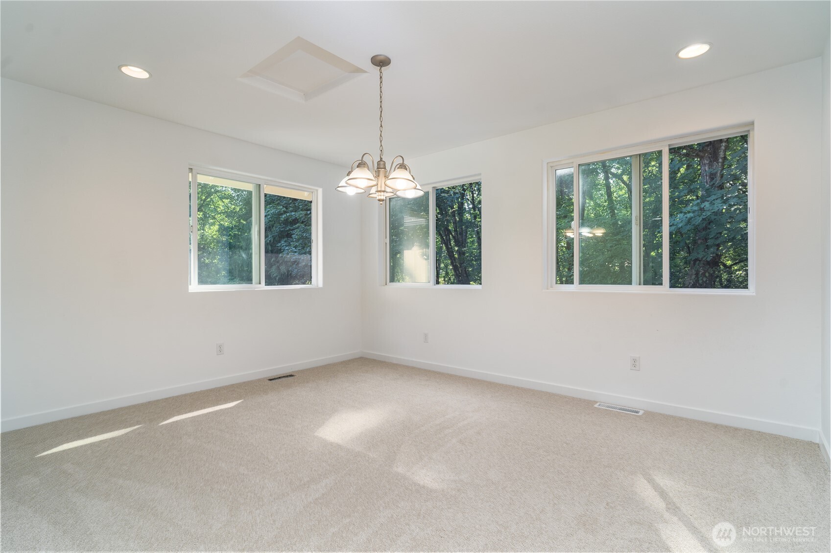 2104 Mark Street NE, Lacey, WA 98516