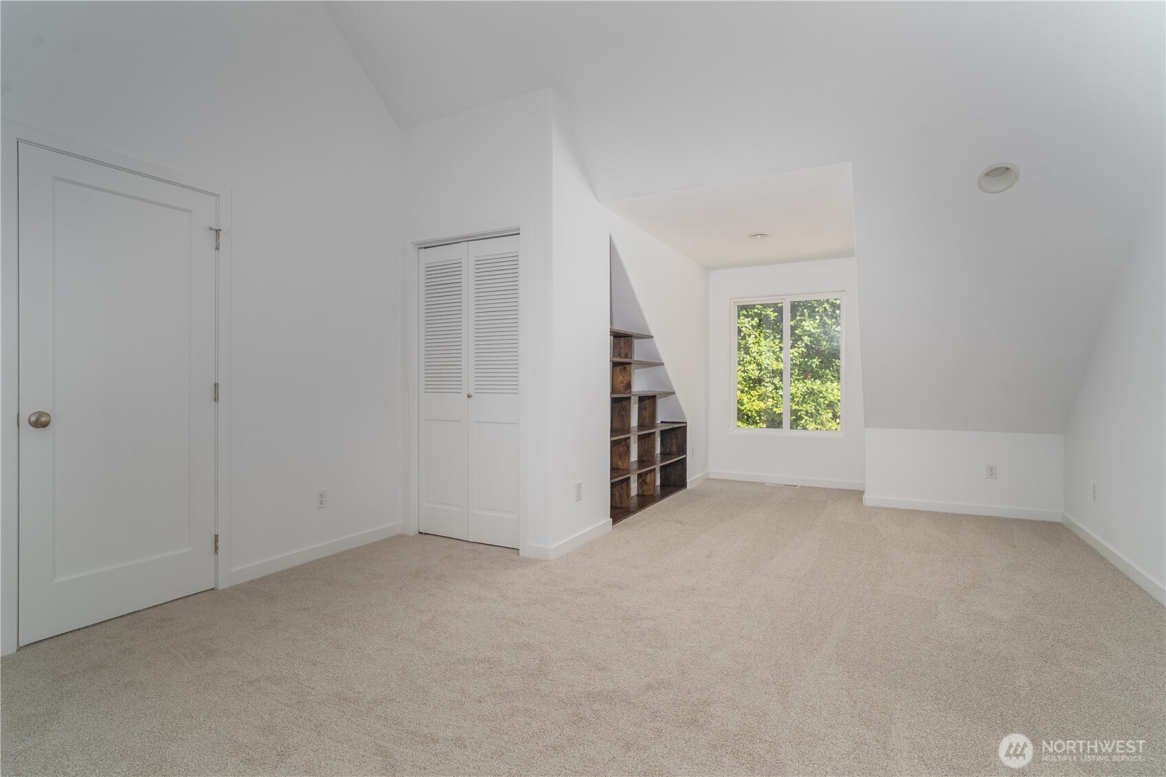 2104 Mark Street NE, Lacey, WA 98516