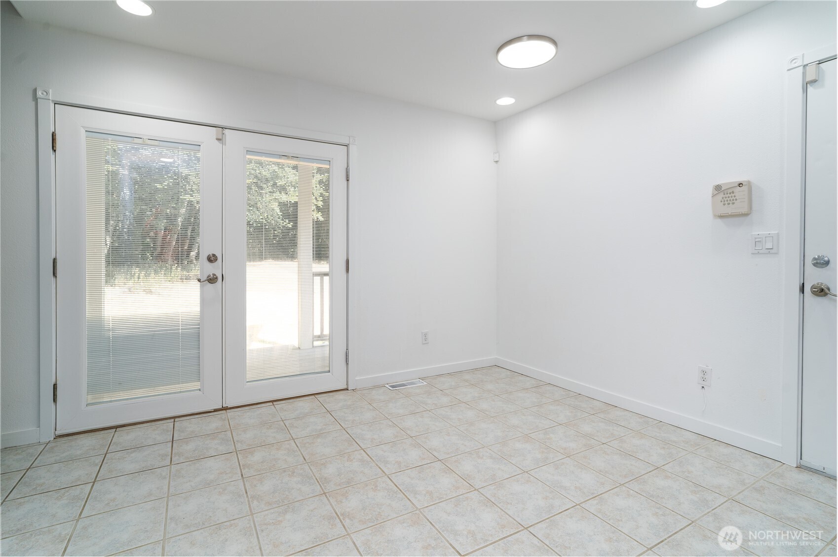 2104 Mark Street NE, Lacey, WA 98516