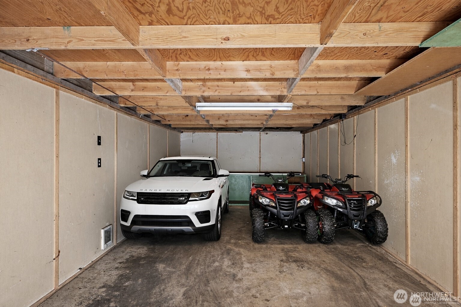 9427 Case Road SW, Olympia, WA 98512