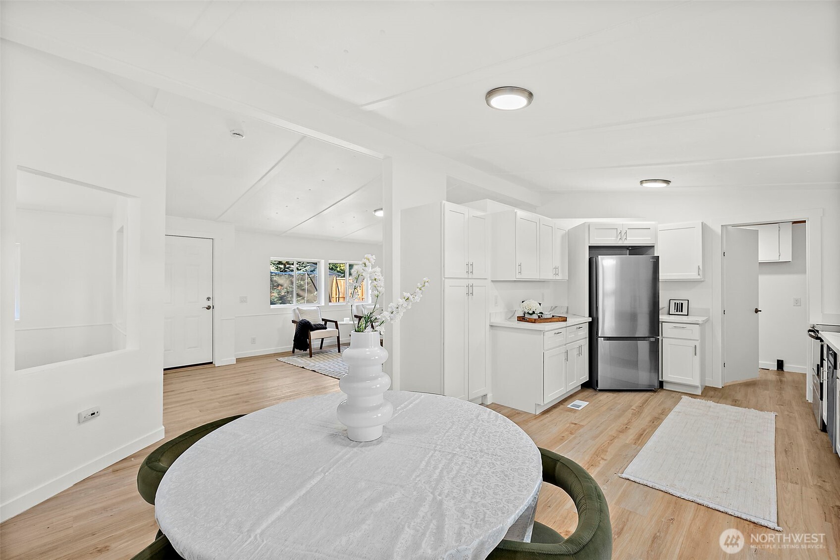 9427 Case Road SW, Olympia, WA 98512