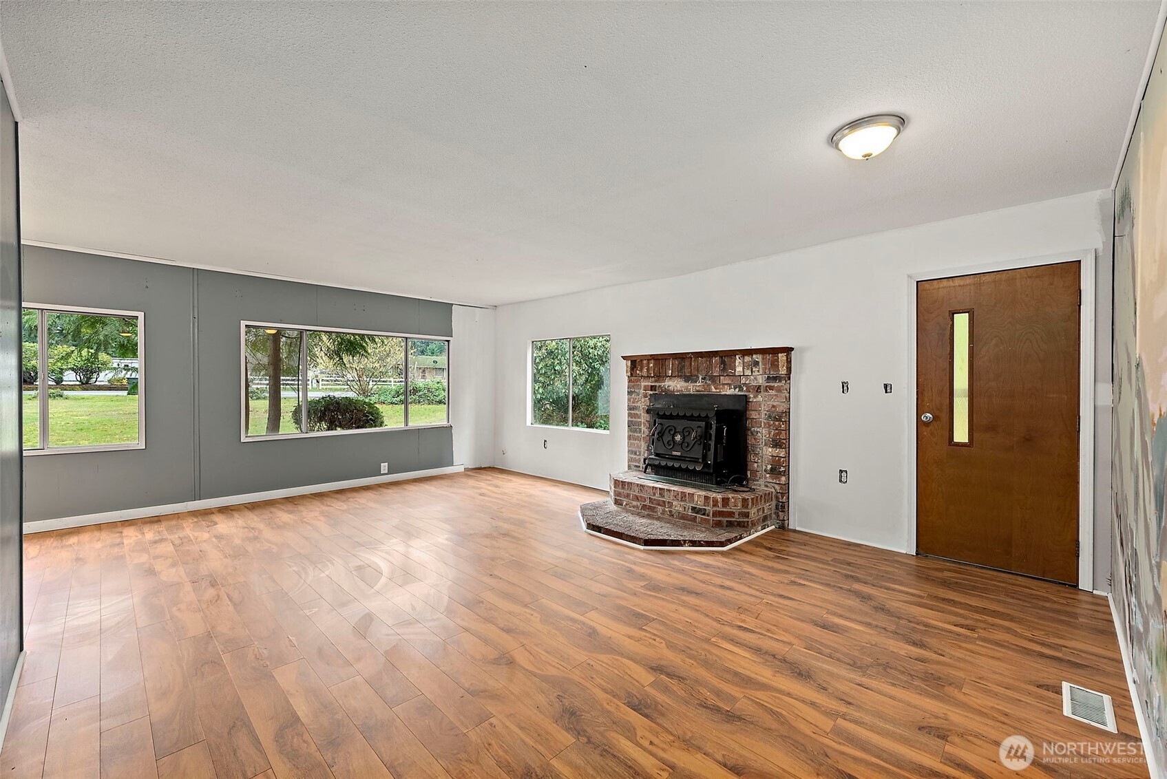 9427 Case Road SW, Olympia, WA 98512