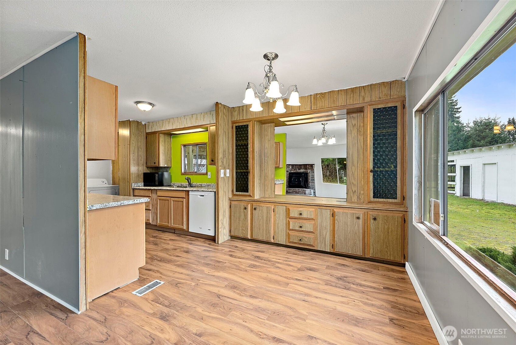 9427 Case Road SW, Olympia, WA 98512