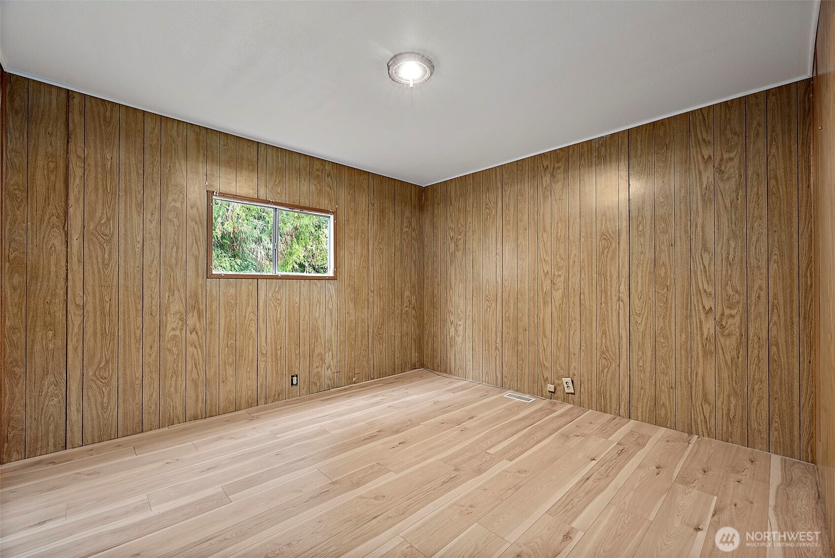 9427 Case Road SW, Olympia, WA 98512