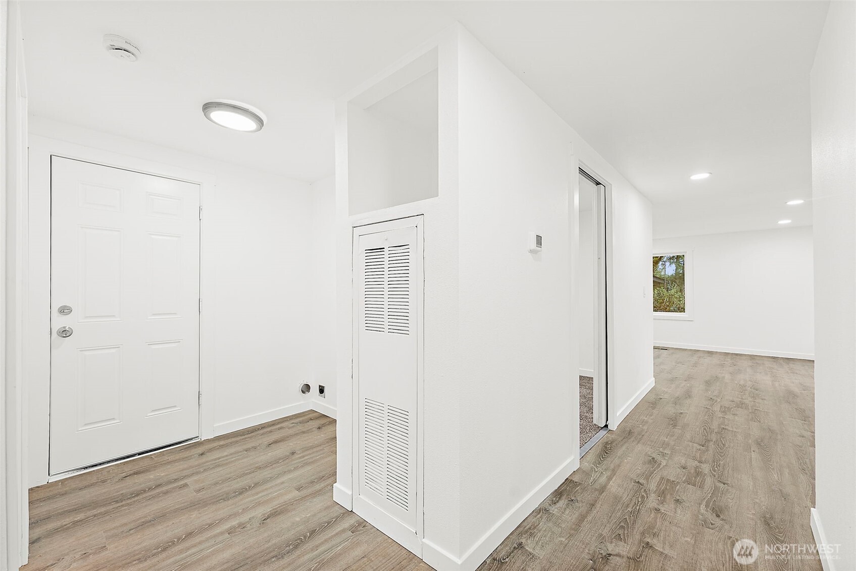 21 E North Lake Drive , Shelton, WA 98584