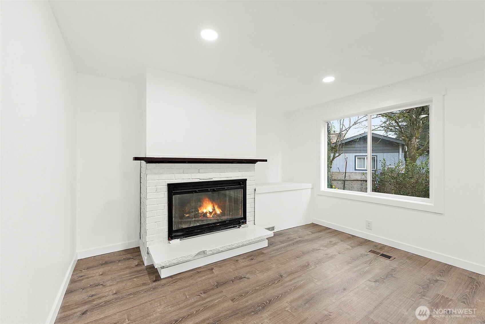 21 E North Lake Drive , Shelton, WA 98584