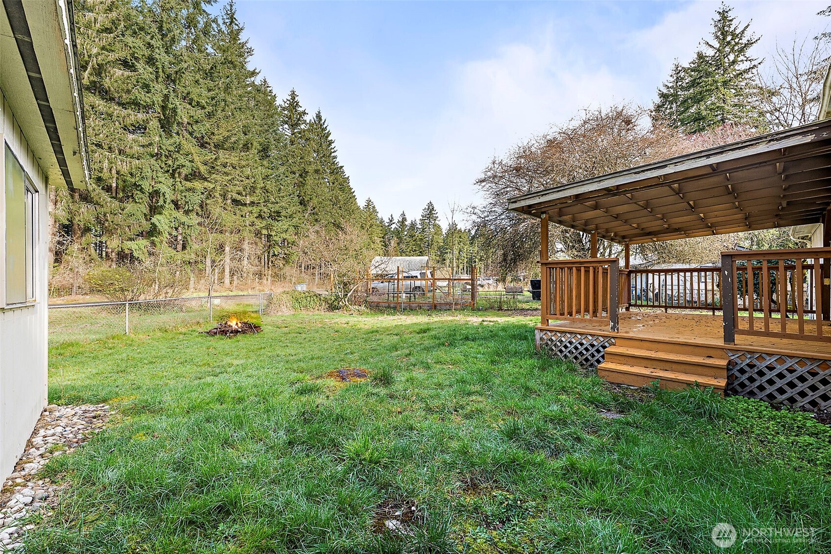 21 E North Lake Drive , Shelton, WA 98584