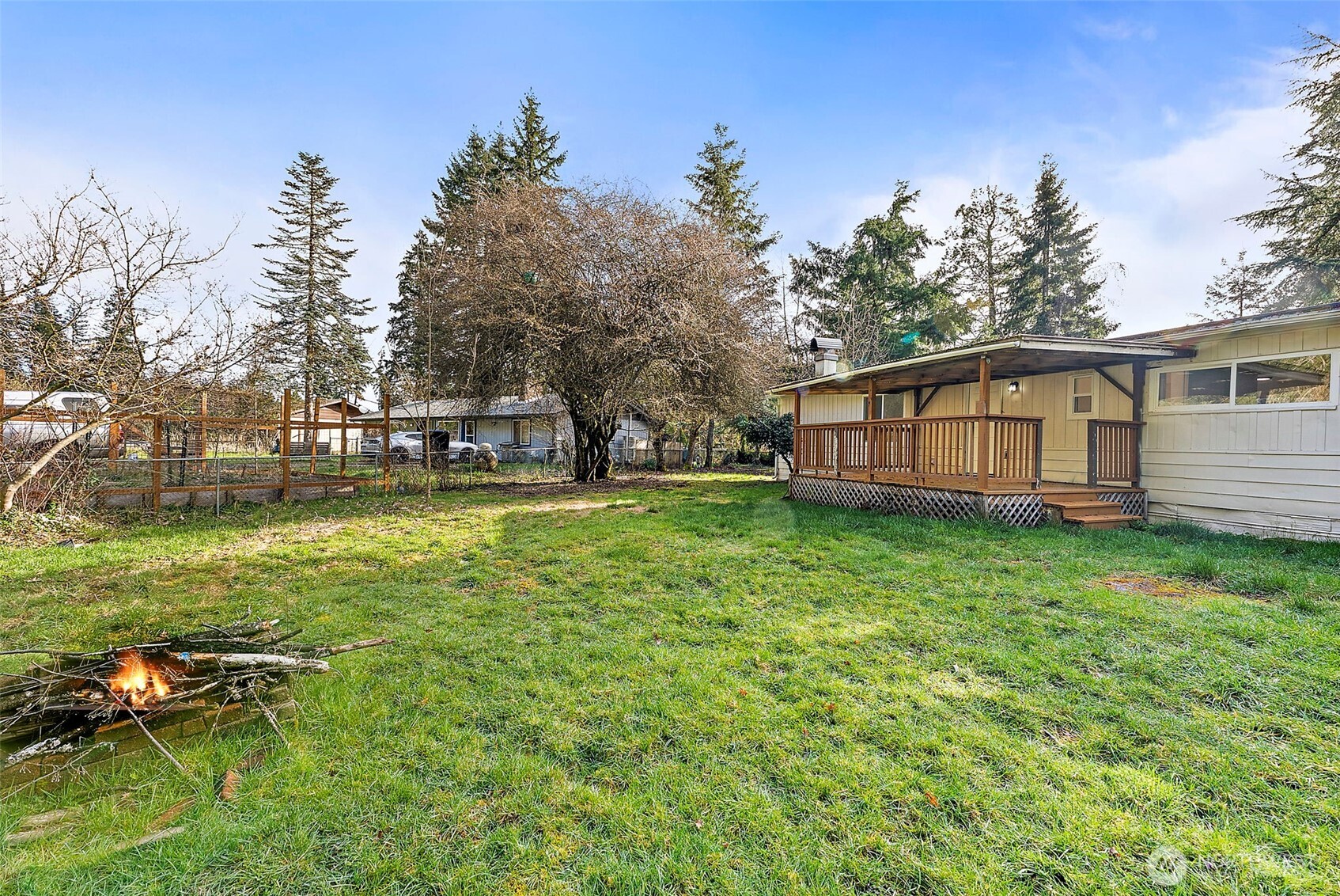 21 E North Lake Drive , Shelton, WA 98584