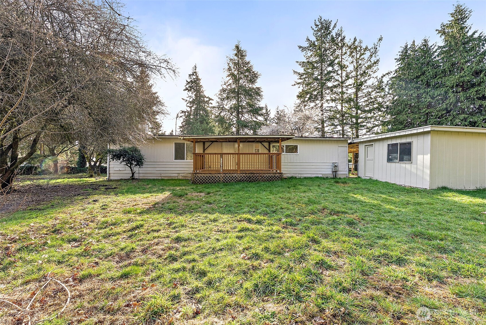 21 E North Lake Drive , Shelton, WA 98584
