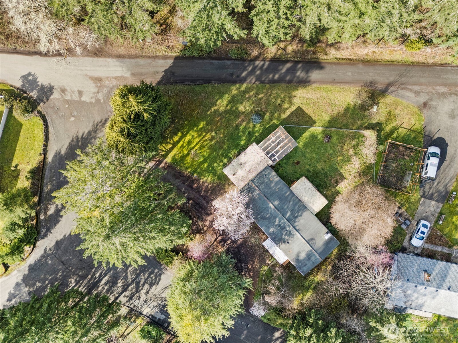 21 E North Lake Drive , Shelton, WA 98584