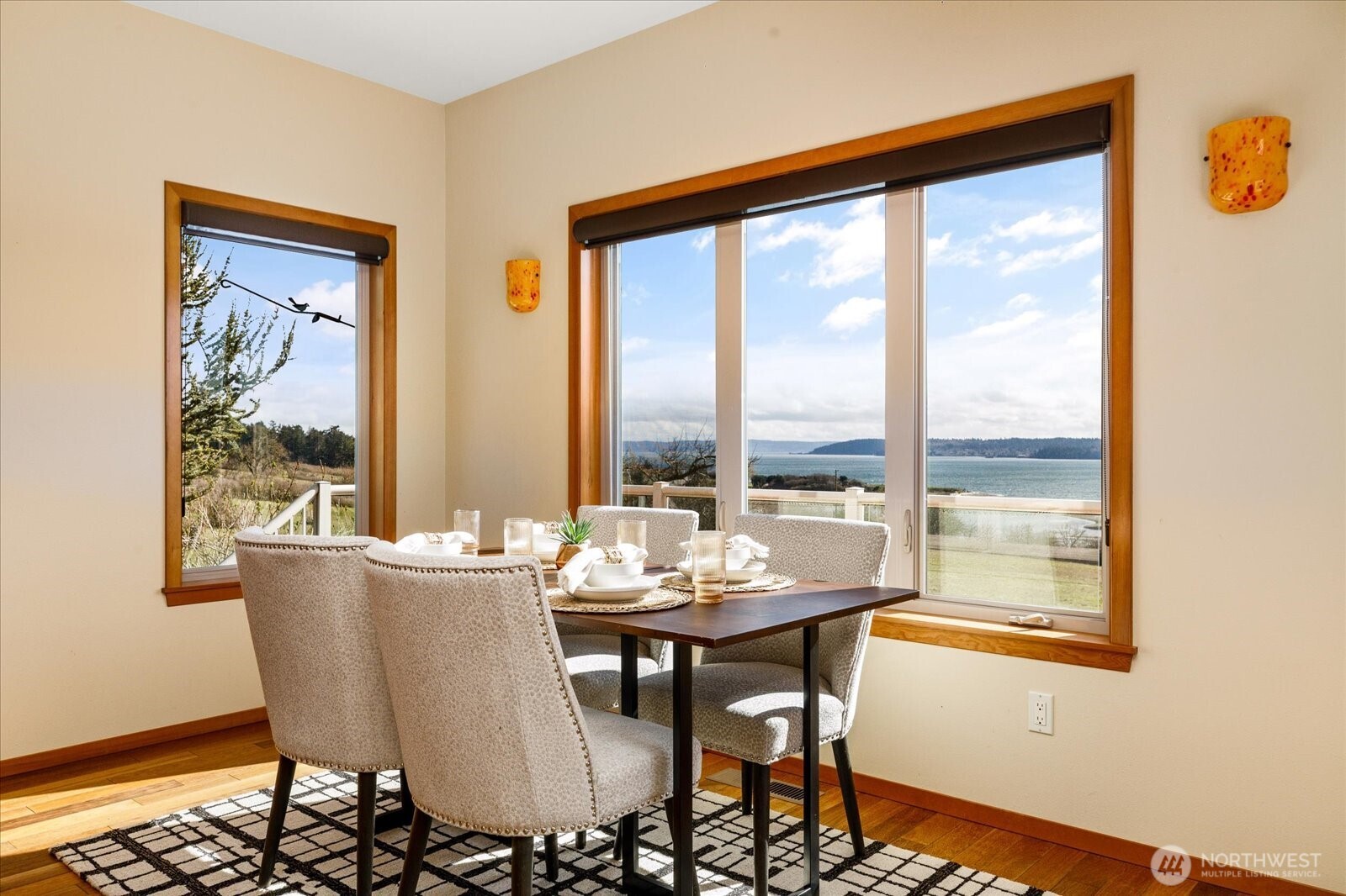 650 Skymeadow Drive , Coupeville, WA 98239