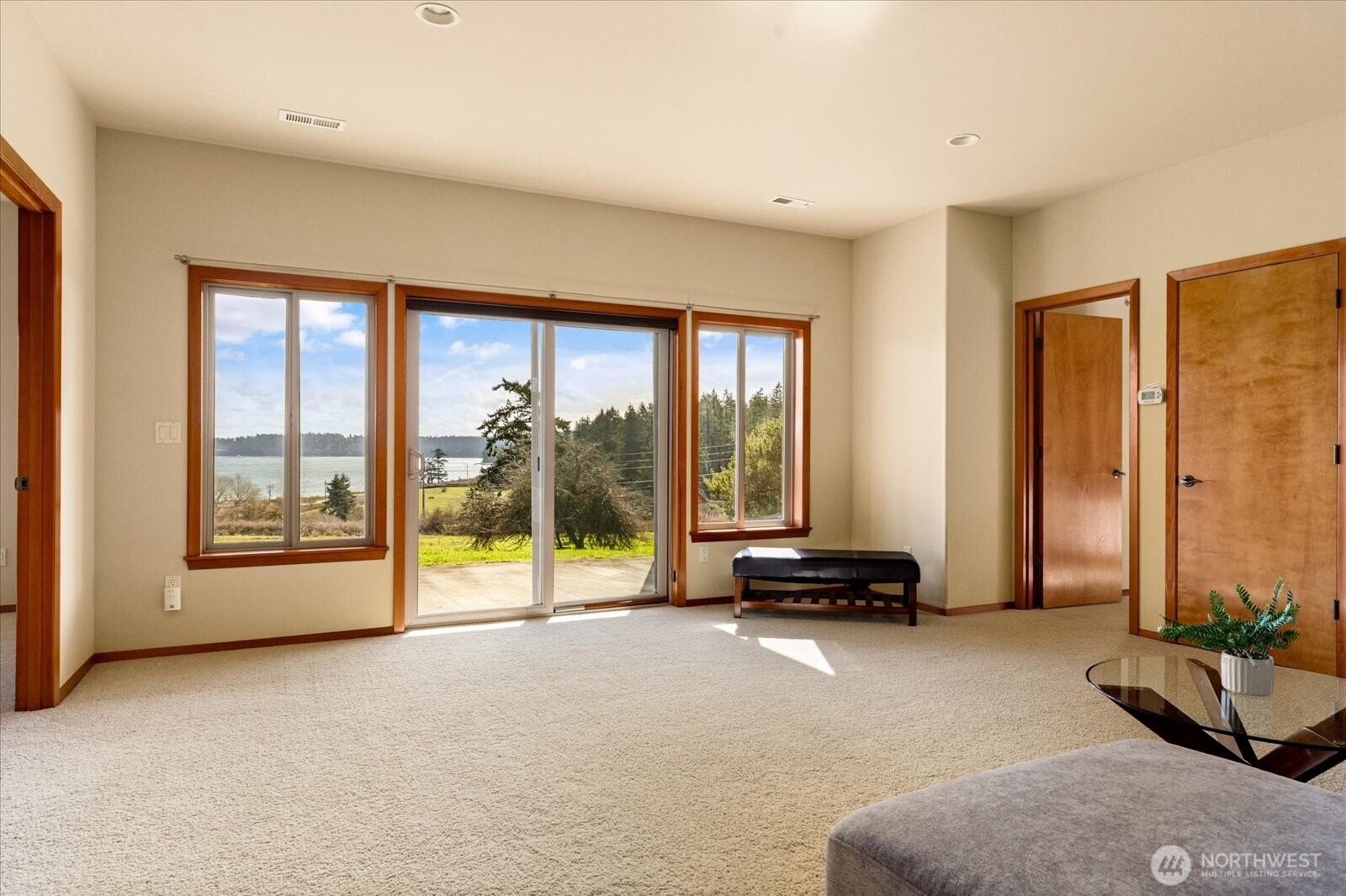 650 Skymeadow Drive , Coupeville, WA 98239