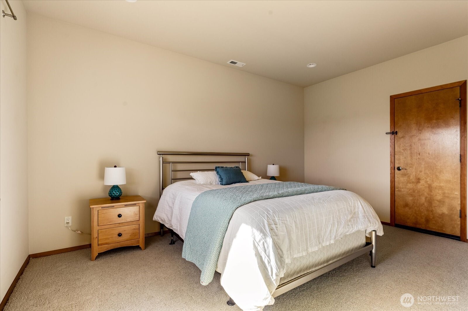 650 Skymeadow Drive , Coupeville, WA 98239