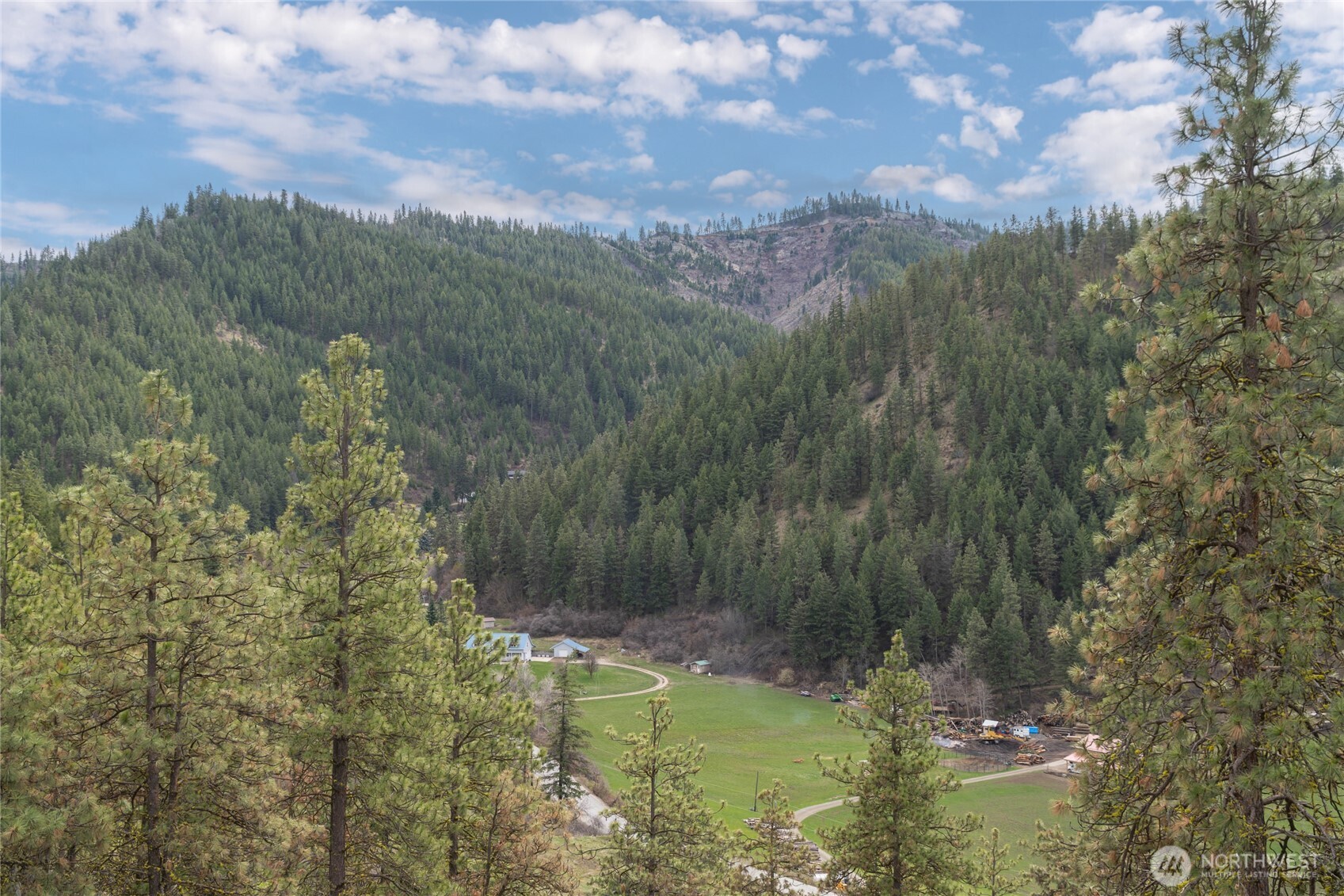 4681 Brisky Canyon Road , Cashmere, WA 98815